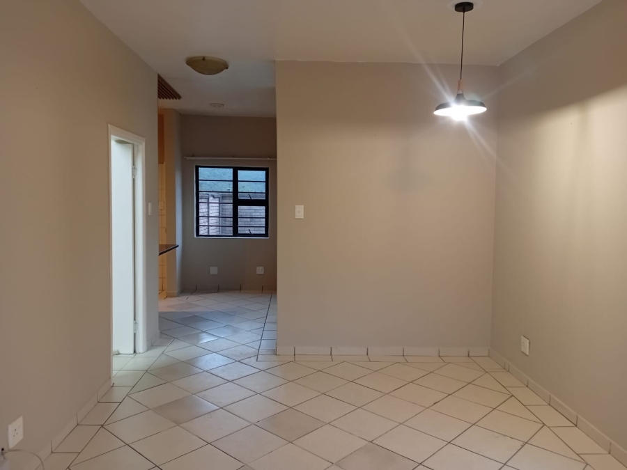 To Let 3 Bedroom Property for Rent in Abbotsford Eastern Cape